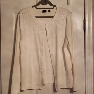 🌷Button up sweater